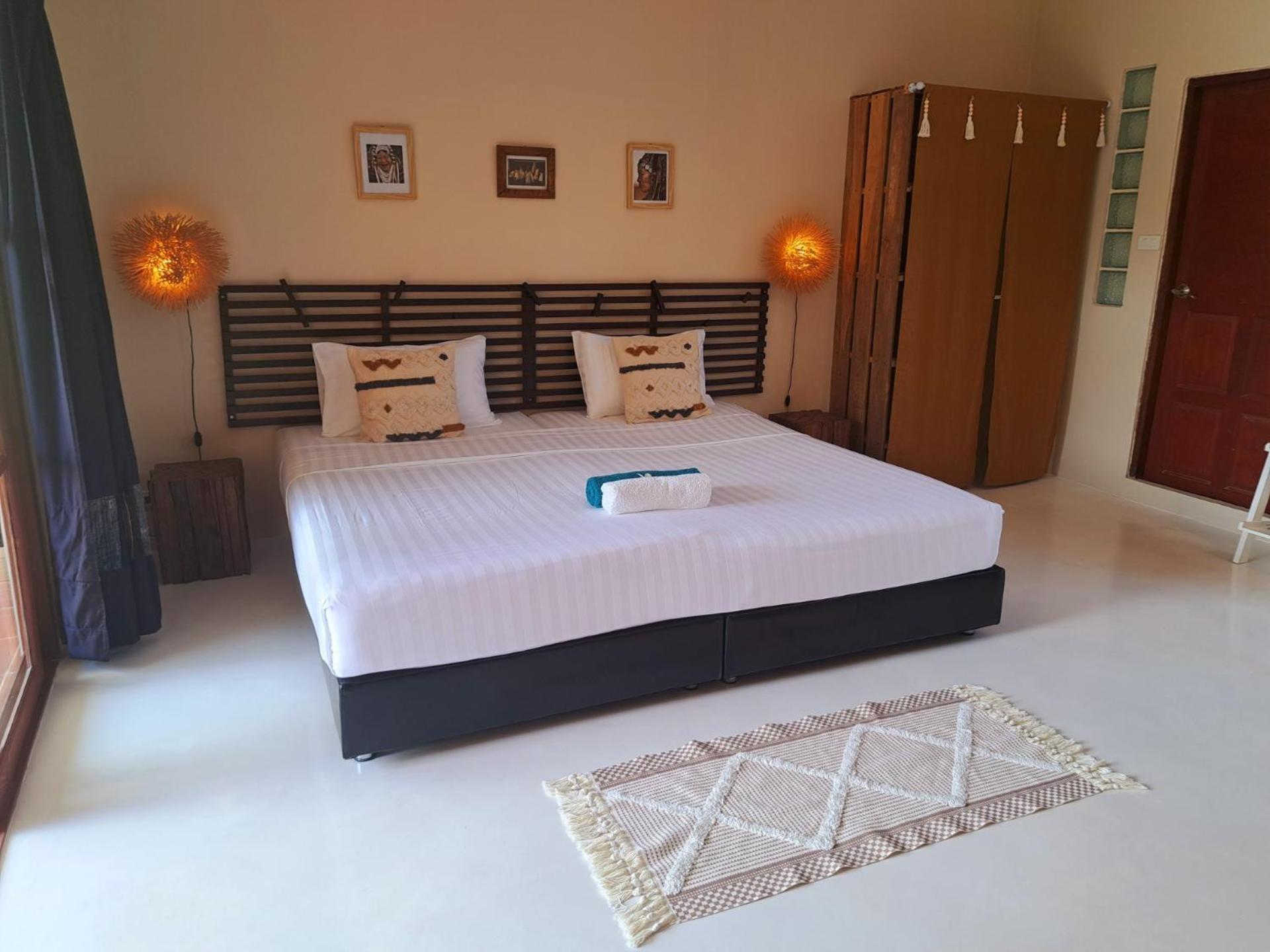 Laura Guest House-Adult Only- Хуа-Тханон-Бич Экстерьер фото