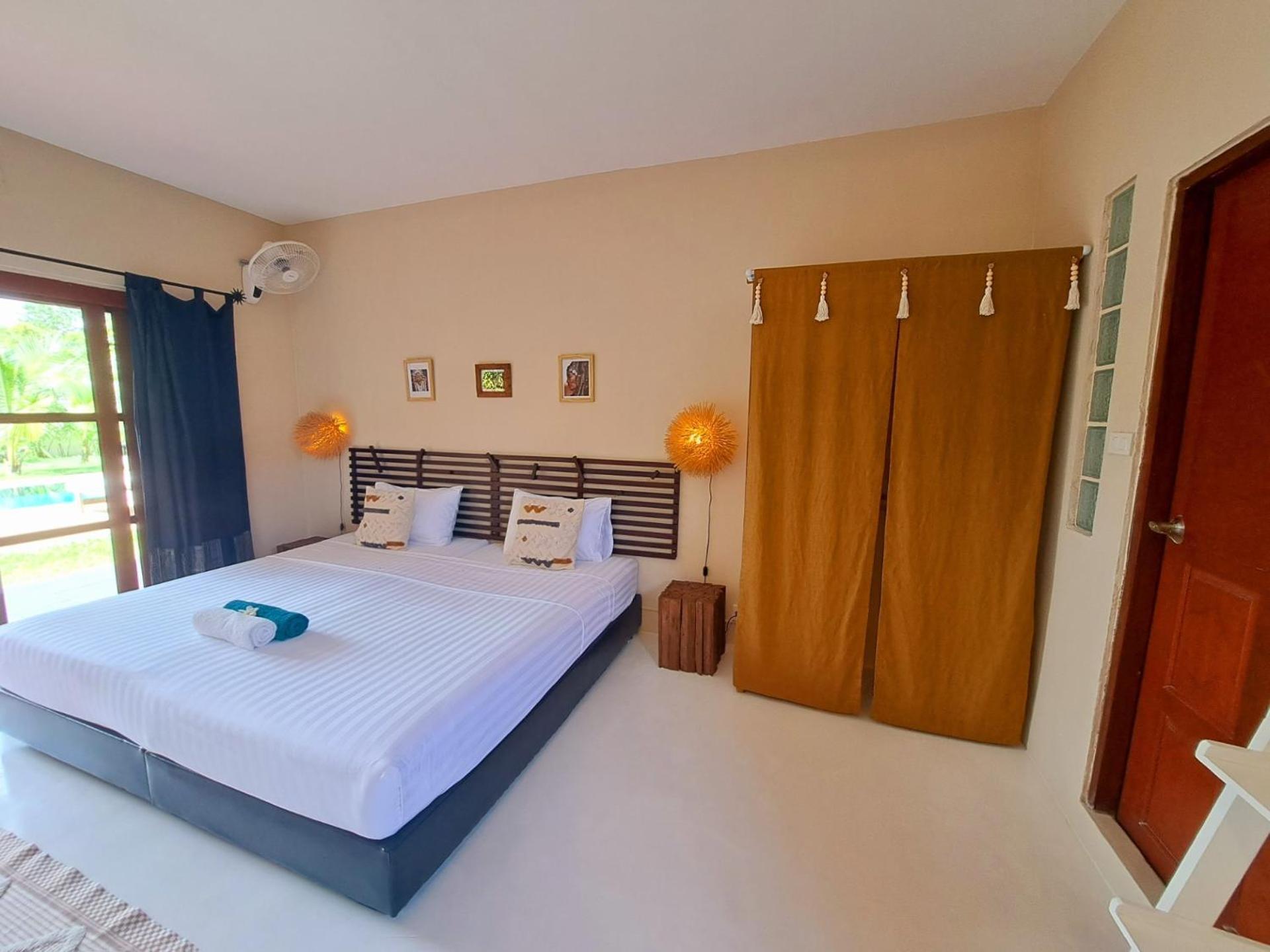 Laura Guest House-Adult Only- Хуа-Тханон-Бич Экстерьер фото